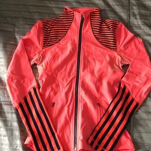 Lululemon Zip Up!